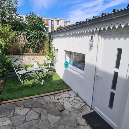 Le Studio Dans Le Jardin. Rosny-sous-Bois Esterno foto